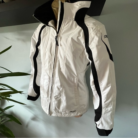 Ladies Nylon Ski or Snowboard Jacket - Spyder XT 5000 size 6 - Picture 11 of 11